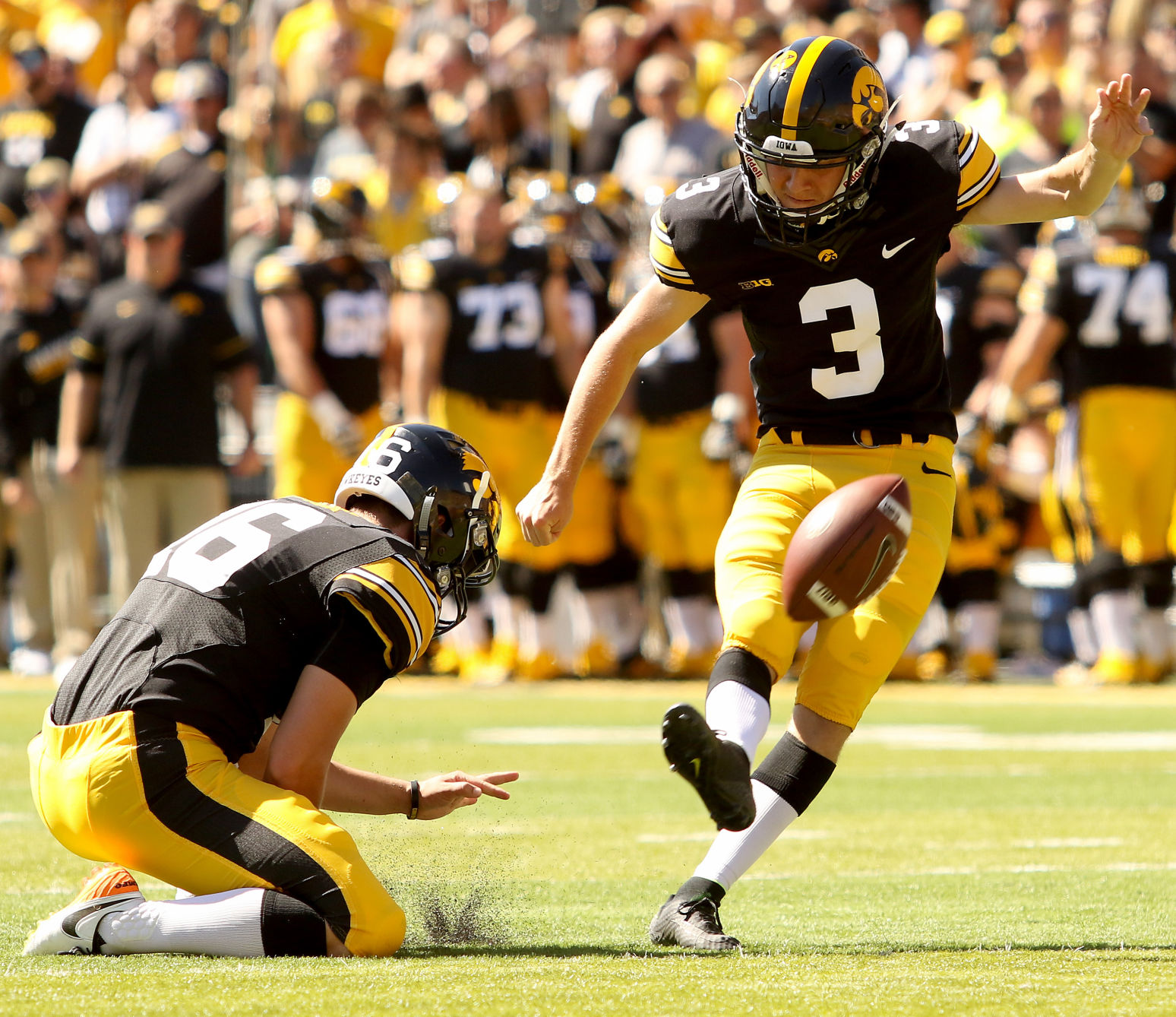 091716-Iowa-NDSU-021